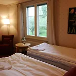 Tehtaan Отель 2*