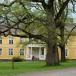 Отель Tehtaan