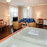 Tehtaan Отель 2*