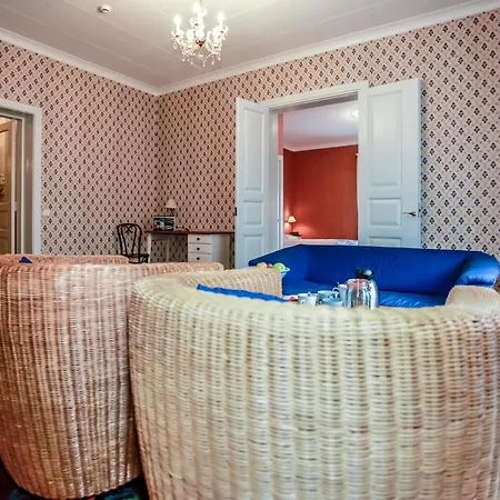 Hotel Tehtaan 2*